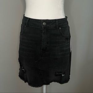 Wild fable washed black skirt. Size 8, fits like a 6. NWT.